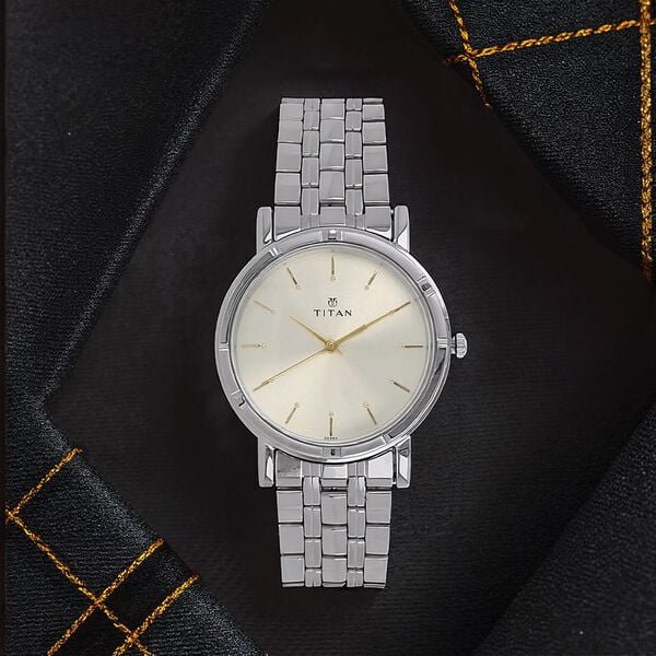 Titan Watch for Men - Image 2